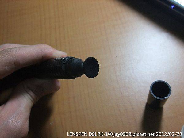 [商品開箱] LENSPEN DSLRK-1拭鏡筆組合 相機的清潔好幫手 20120223-斯麥樂三號旅遊趴趴走