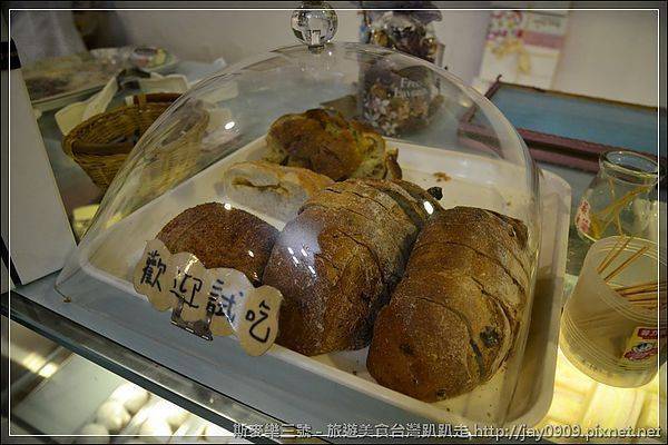[彰化北斗] 小熊菓子Bear Cake 北斗店 天然養生健康麵包 20120816-斯麥樂三號旅遊趴趴走