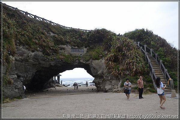 [新北市石門] 石門洞 尋找美麗的貝殼海灘、石門漁港 20121028