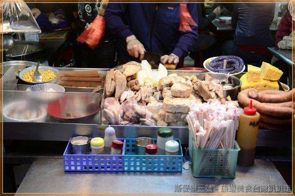 [台南中西區] 阿龍香腸熟肉、阿文豬心、慶中街綠豆湯(長榮店) 20140111