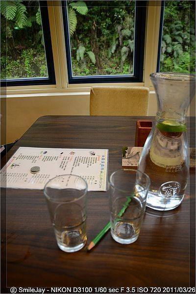 [新竹尖石] 油羅溪森林花園咖啡 (餐廳已關閉，改成露營區) 20110326-斯麥樂三號旅遊趴趴走
