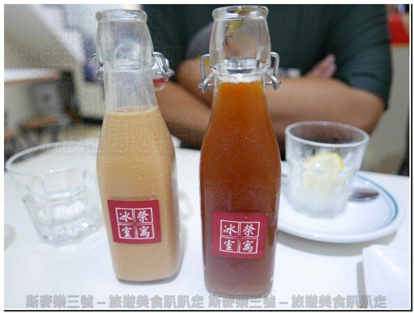 [台南東區] 榮寓冰室 咖啡、奶茶、輕食、雞蛋仔 20170721-斯麥樂三號旅遊趴趴走