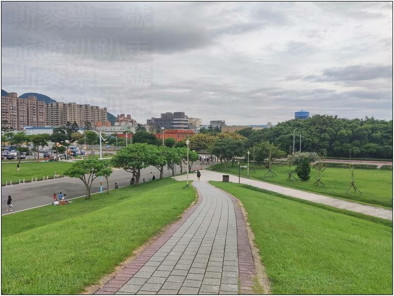 [新北市八里] 十三行文化公園 親子遊樂公園 20240817-斯麥樂三號旅遊趴趴走